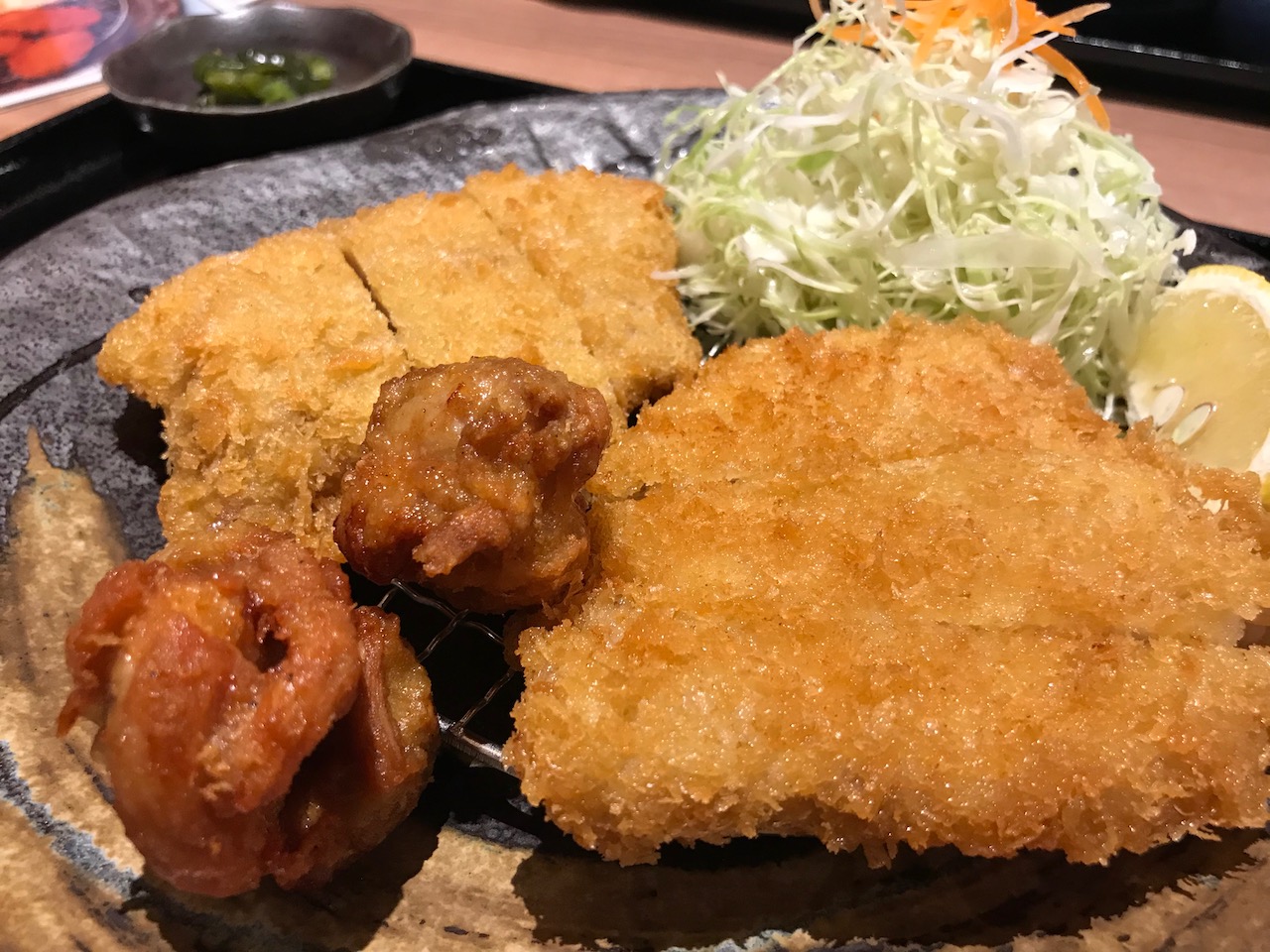 姫路駅前のとんかつ屋！テラッソ姫路4階「夢の大地」のご飯が非常に美味しい