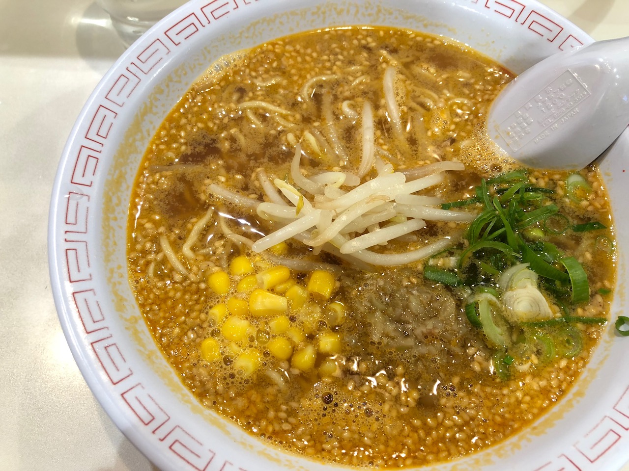 姫路市民全員が愛してきた御座候の担々麺！毎日食べても飽きない